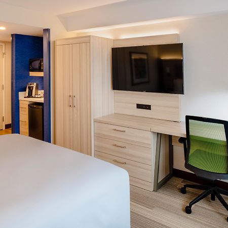 Holiday Inn Express & Suites Halifax - Bedford By Ihg Buitenkant foto