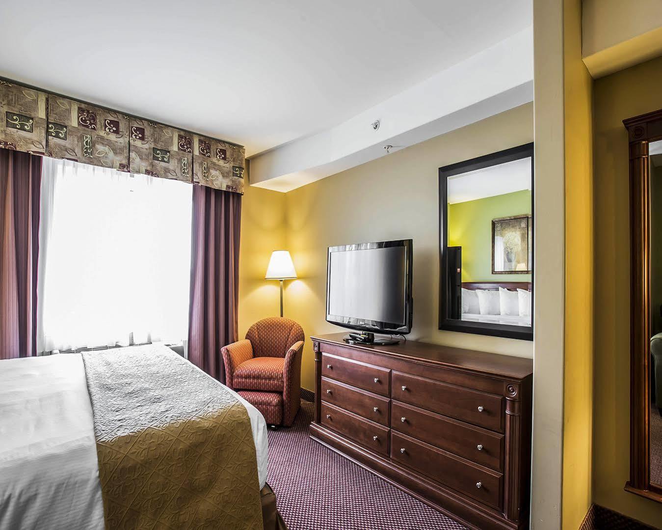 Holiday Inn Express & Suites Halifax - Bedford By Ihg Buitenkant foto